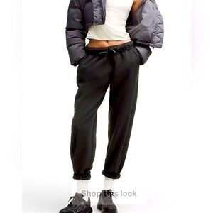 Lululemon scuba mid-rise jogger